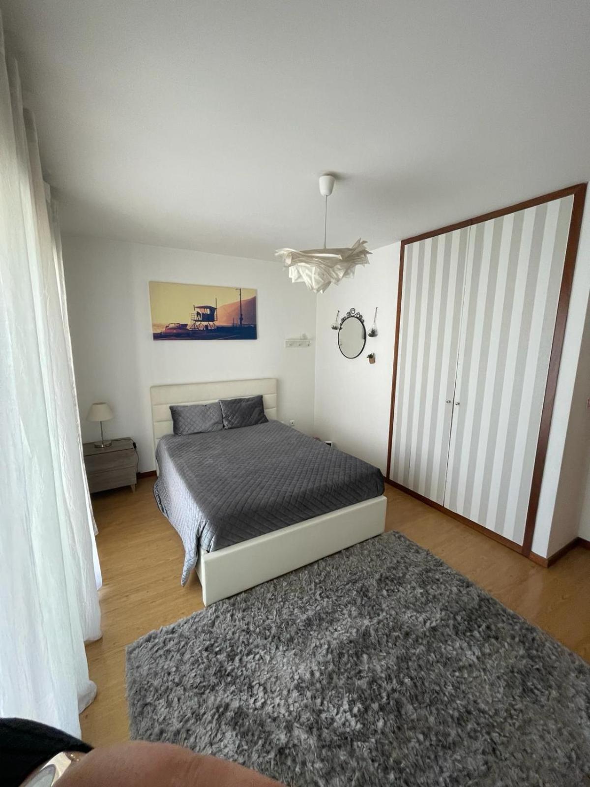 Апартаменти Flat4U Паредес Екстер'єр фото