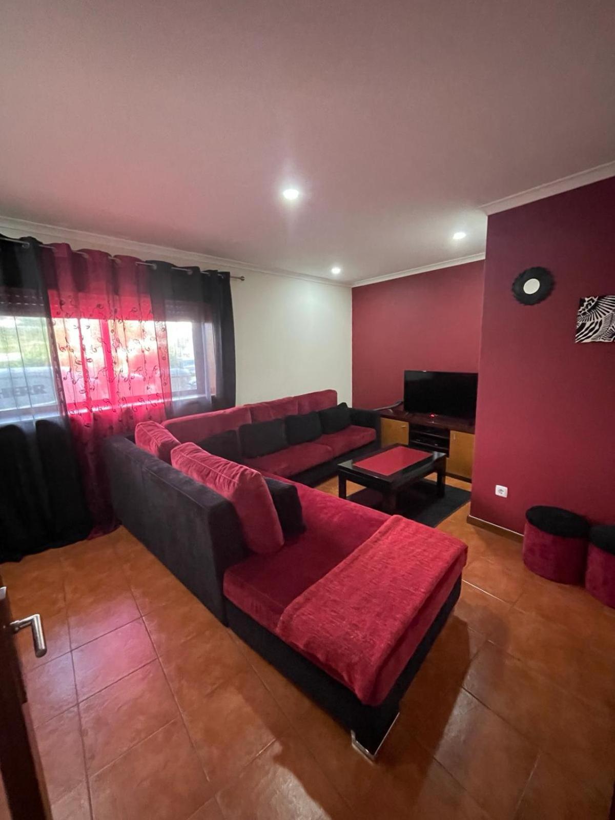 Апартаменти Flat4U Паредес Екстер'єр фото